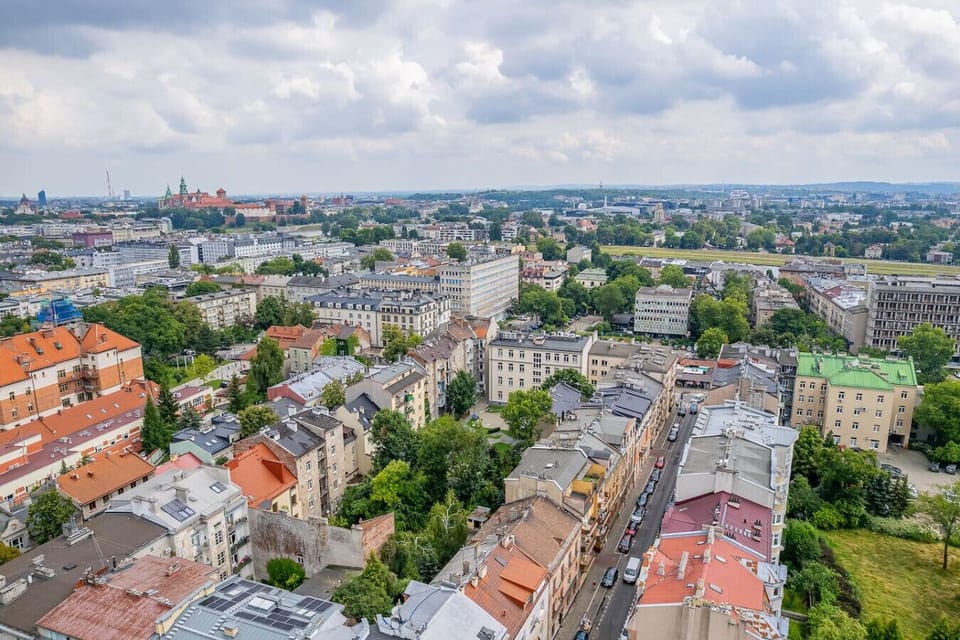 Beautiful Krakow Neighbourhood | Book Now with RENTUJEMY
