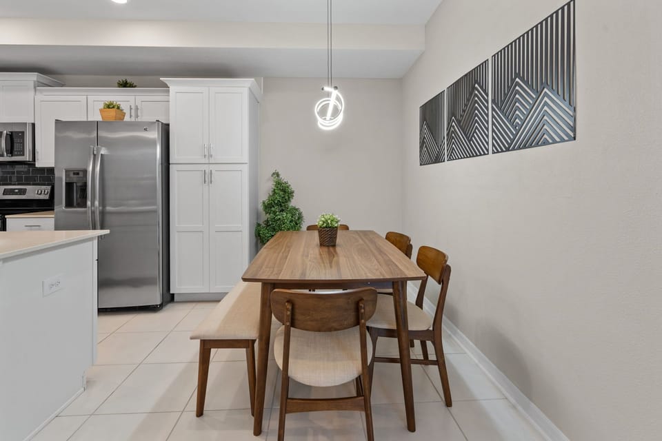 14-web-or-mls-4741clocktower306NextayHomes-14