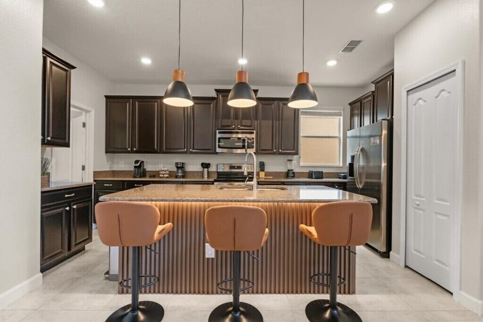 2924 Banana Palm Drive (9).jpg