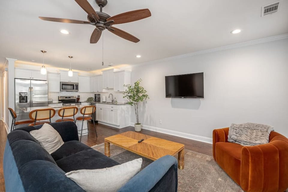 Garden Unit Living Room
