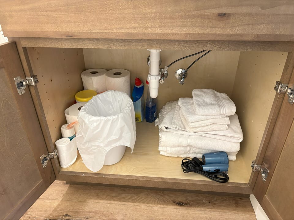 Bathroom amenities
