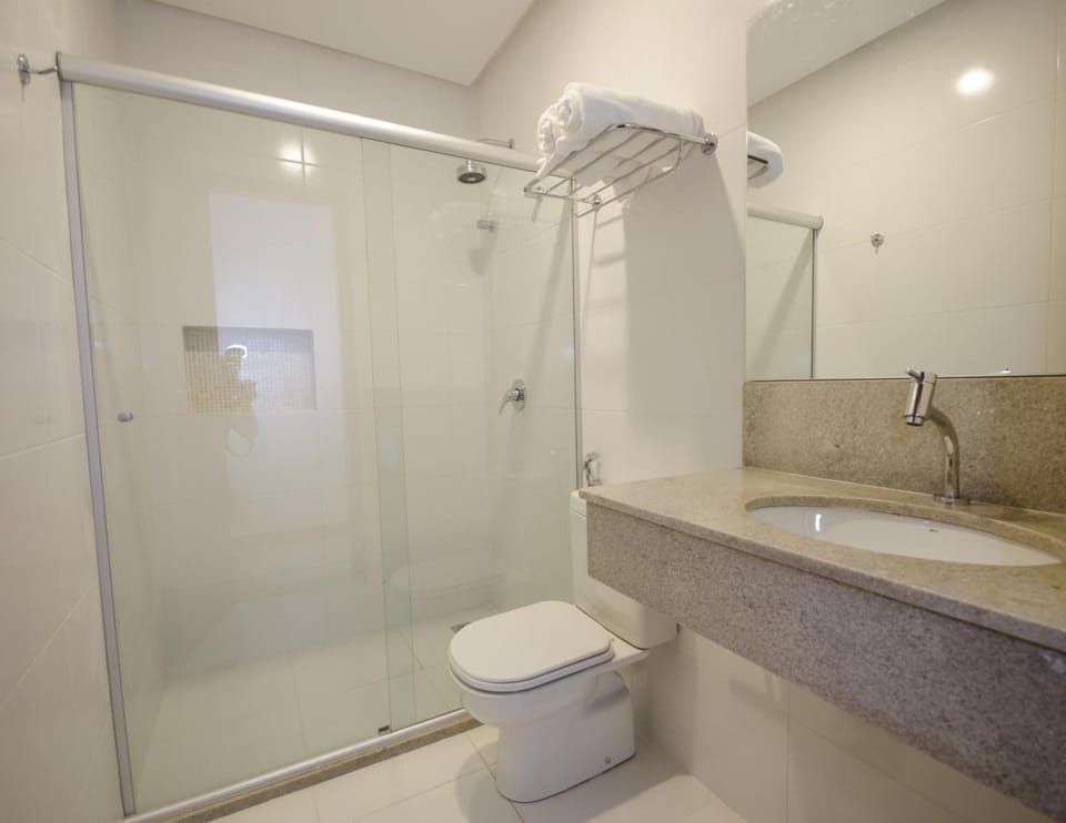 Shower, towels