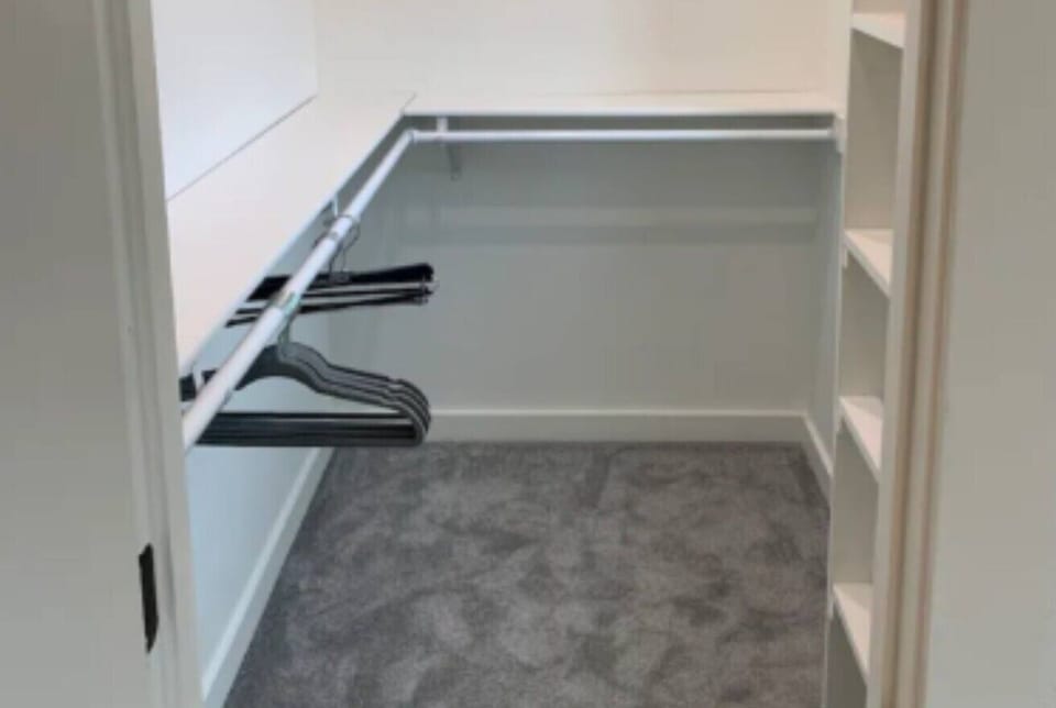 Keep your clothes organized!