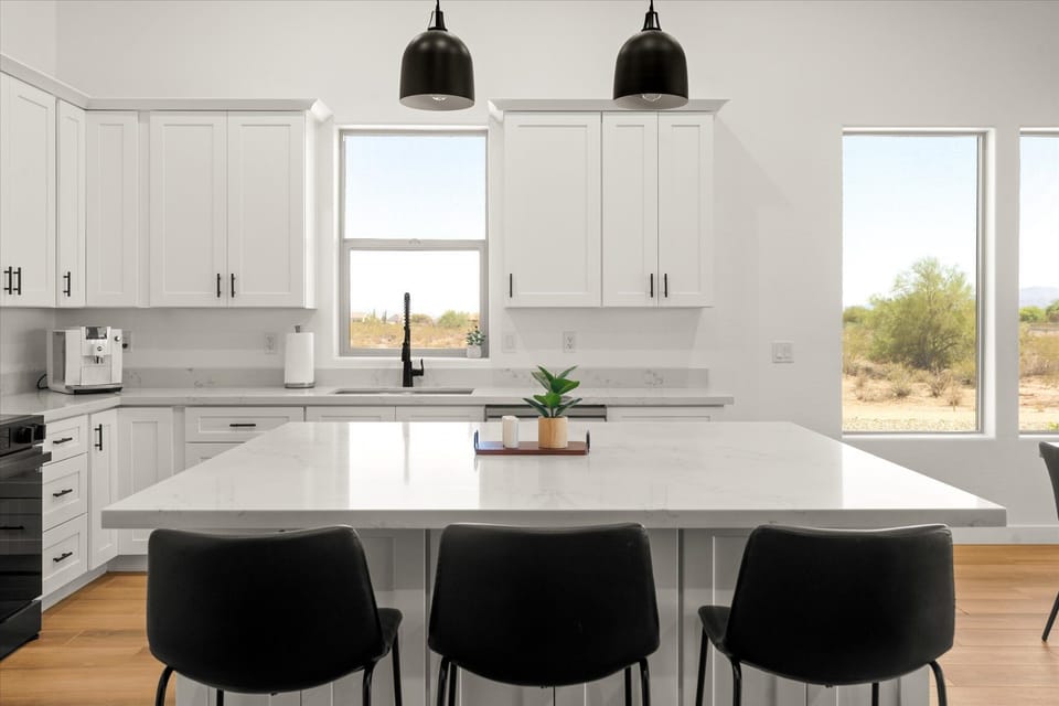 Fully stocked gourmet kitchen