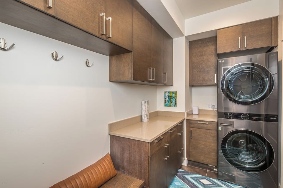 Laundry Room | Lower Level