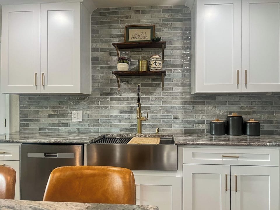 Kitchen - Sink Area
