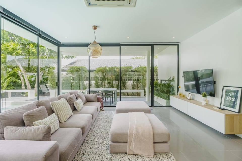 Living Room and Garden View