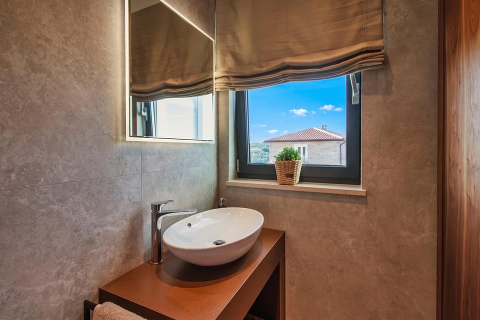 Ensuite Bathroom