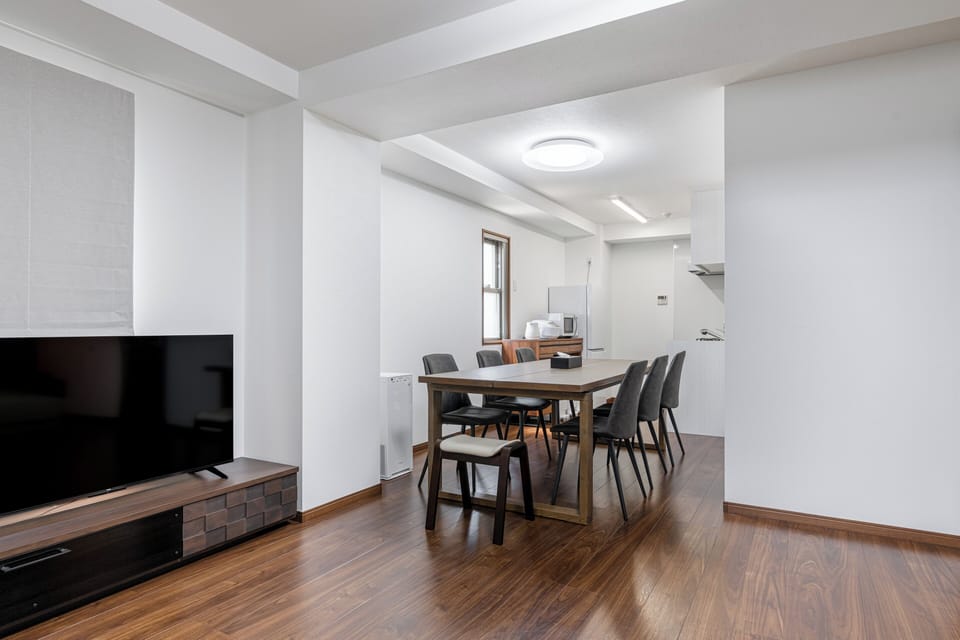 Superior Suite | Free WiFi, bed sheets