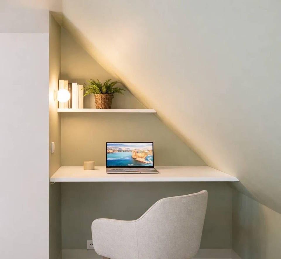 Cozy corner to work in
