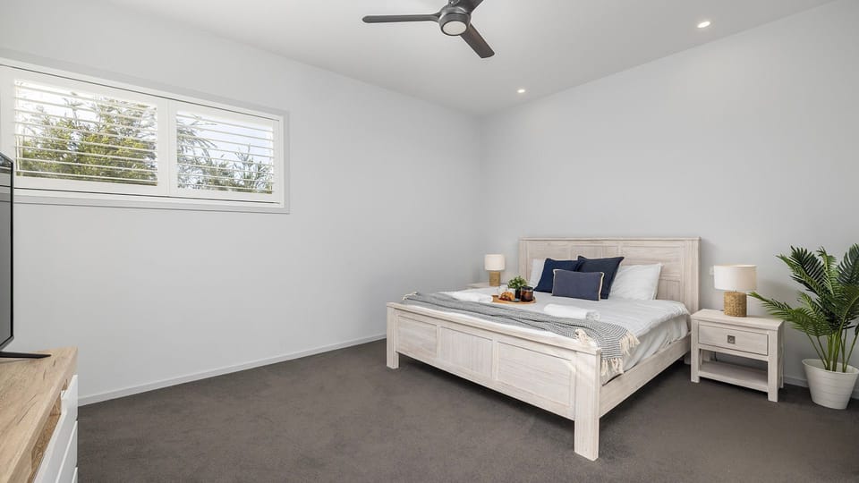 The Family Tide | Bedroom 1 | King Bed | Ensuite bathroom | Linen included