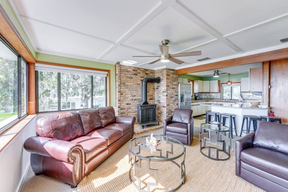Living Area | Queen Sleeper Sofa