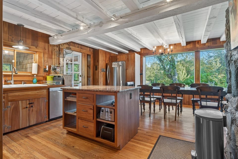 Whip up meals in a rustic-chic kitchen, then dine with a view of the trees—Vermont charm served daily.