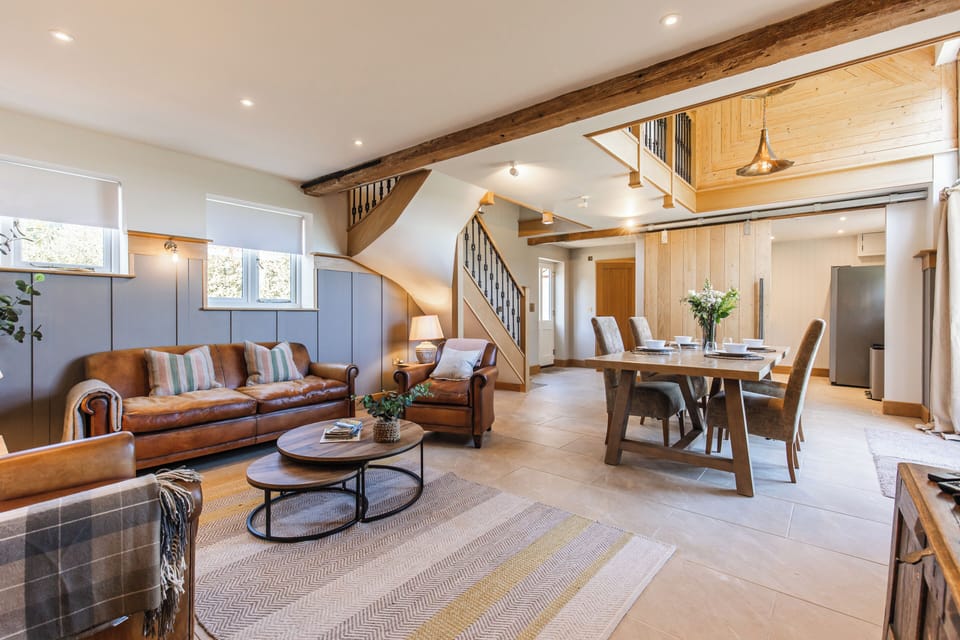 Open plan living, dining.