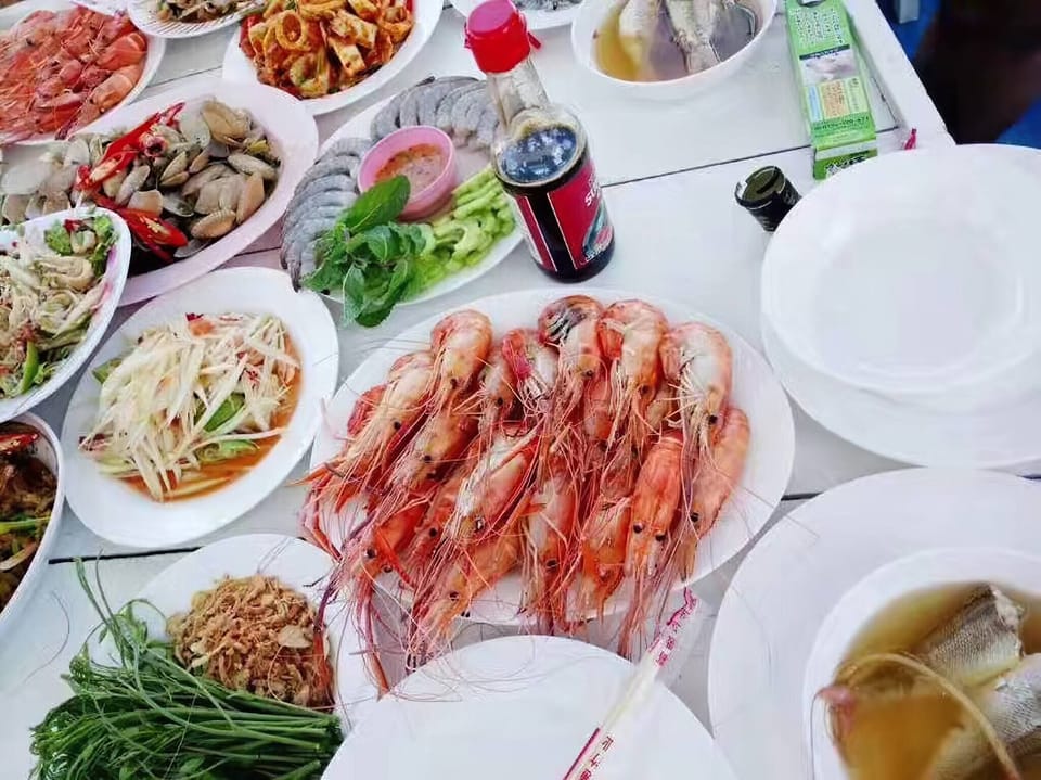Condo, 1 Bedroom, Accessible, Smoking | Food and drink