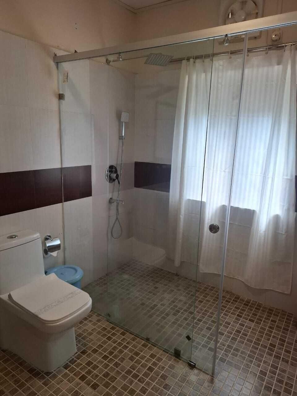 Deluxe Double Room | Bathroom