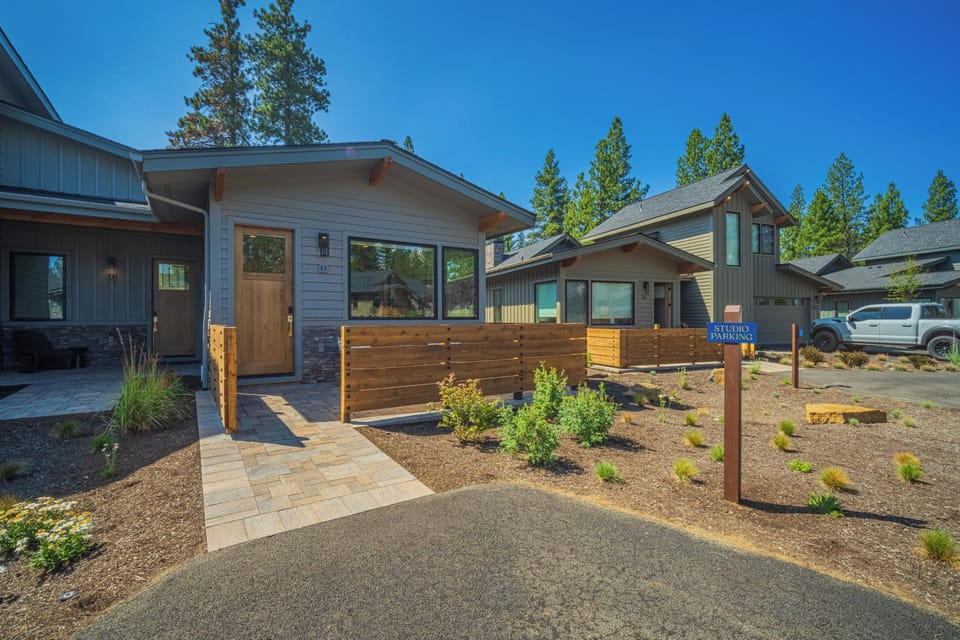 18221 Forestbrook-68