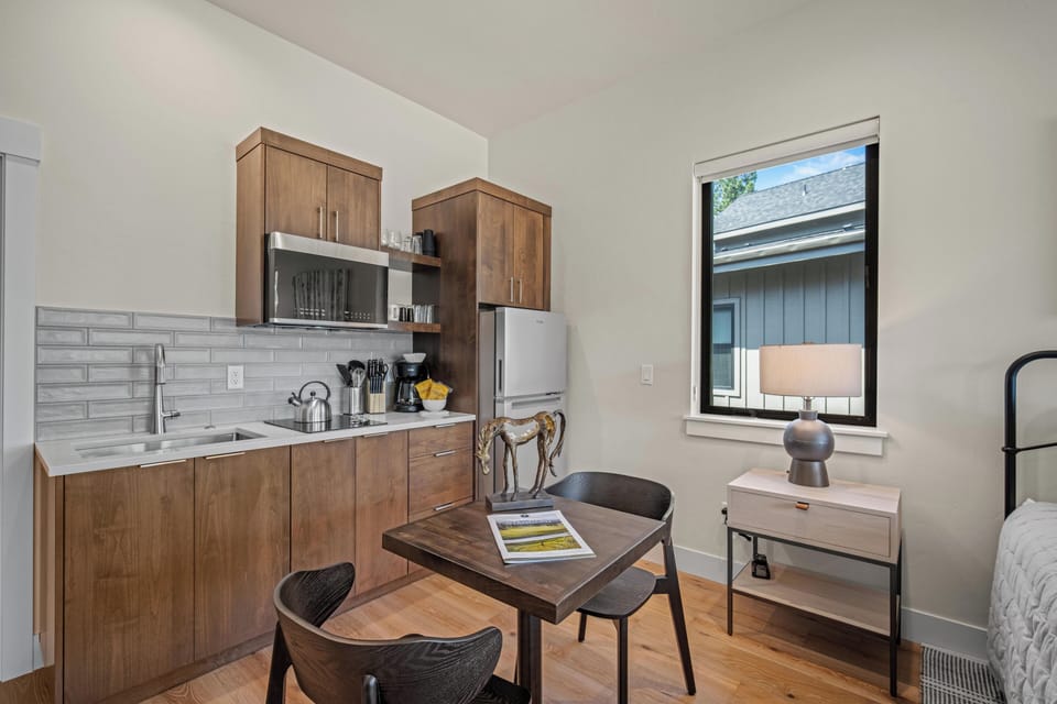 18221 Forestbrook-75