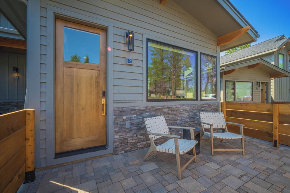 18221 Forestbrook-69