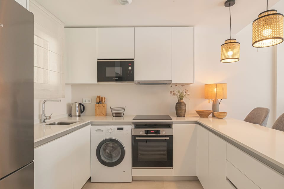 Luxury Townhome, Multiple Bedrooms, 2 Bathrooms (House La Cala with pool for 6) | Private kitchen | Fridge, microwave, oven, stovetop