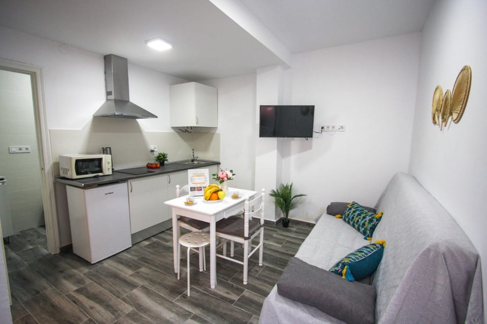 House, Smoking | 1 bedroom