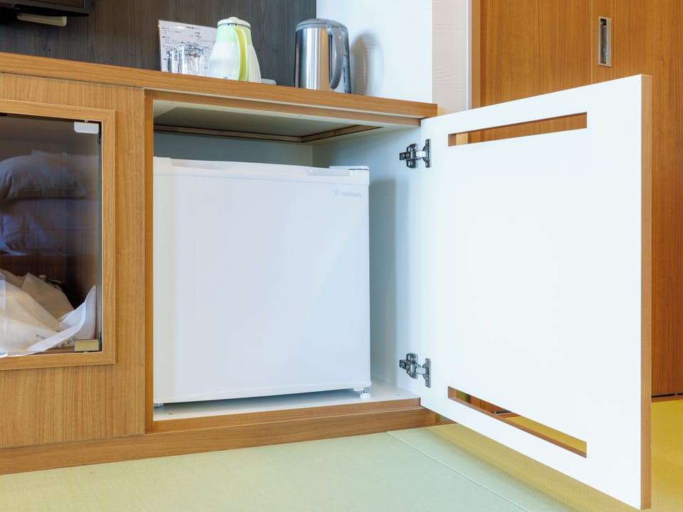 Japanese-Western Style 12.5 Tatami Non-Smoking (East) | 1 bedroom, bed sheets