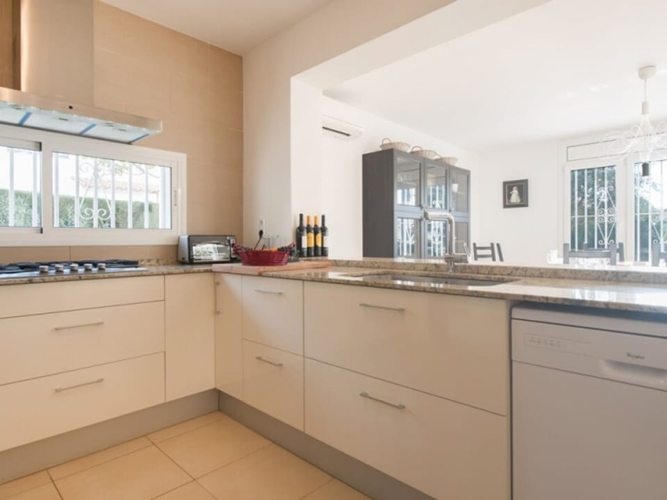 House | 4 bedrooms
