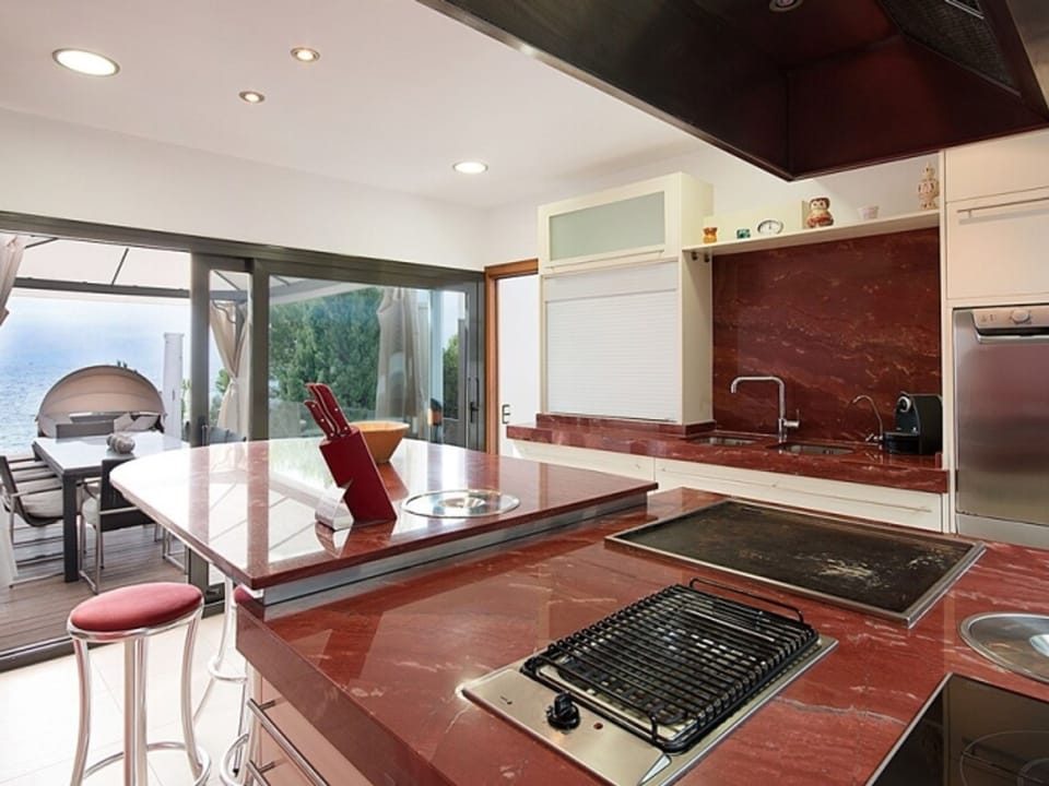 House | 6 bedrooms