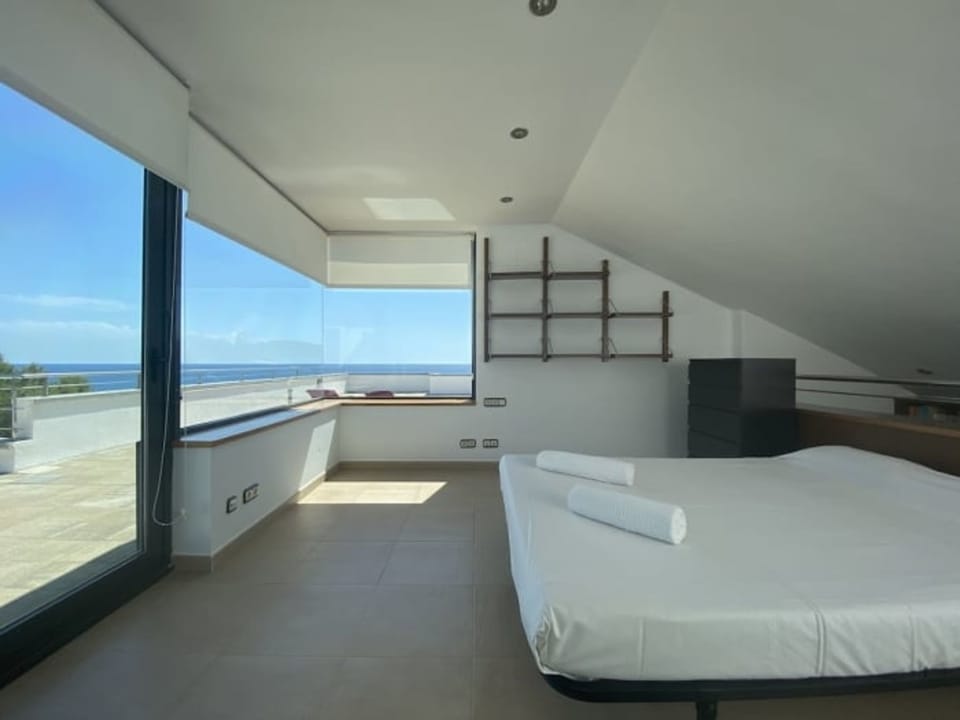 House | 6 bedrooms