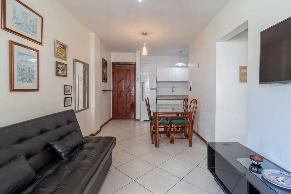 Apartment | Living area | TV