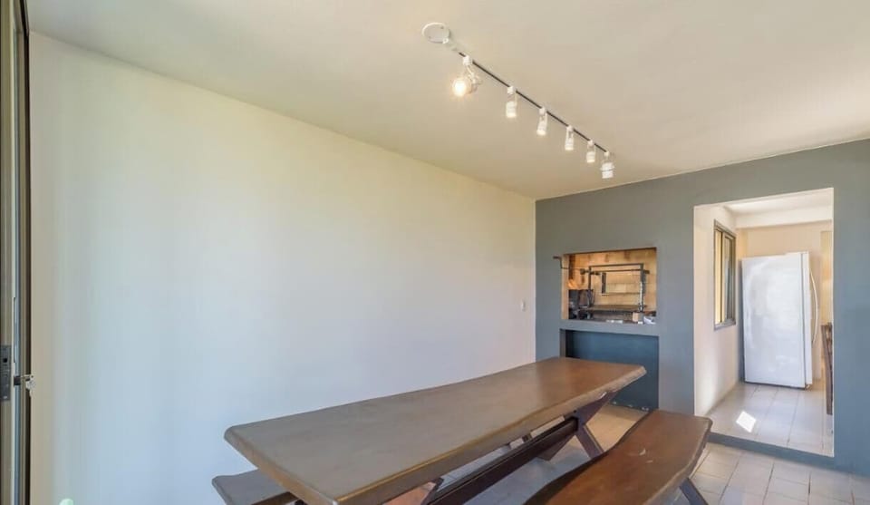 Basic Villa | Dining