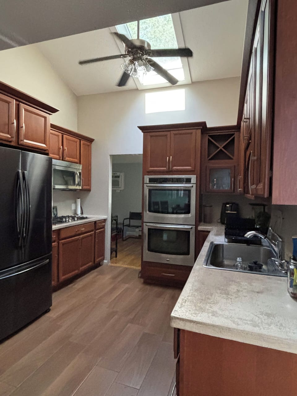 Gas stove top and Electric Ovens. 