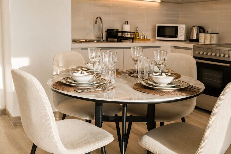 Luxury 1 bedroom F1 styled apartment available on short term rental in Yas Island, Abu Dhabi, UAE