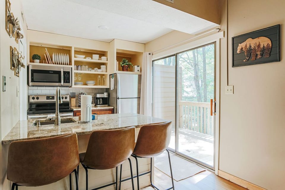 Kitchen with bar seating