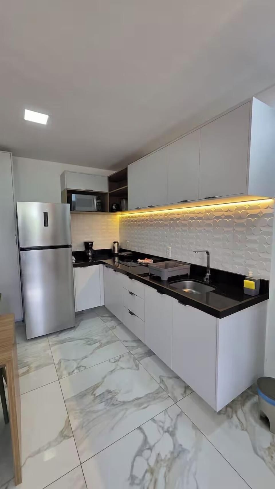 Comfort Apartment | Private kitchen | Fridge, microwave, stovetop