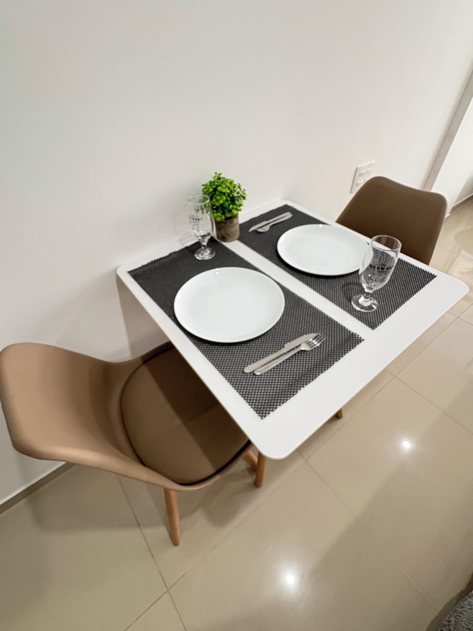 Apartment | Blackout drapes, iron/ironing board, free WiFi, bed sheets