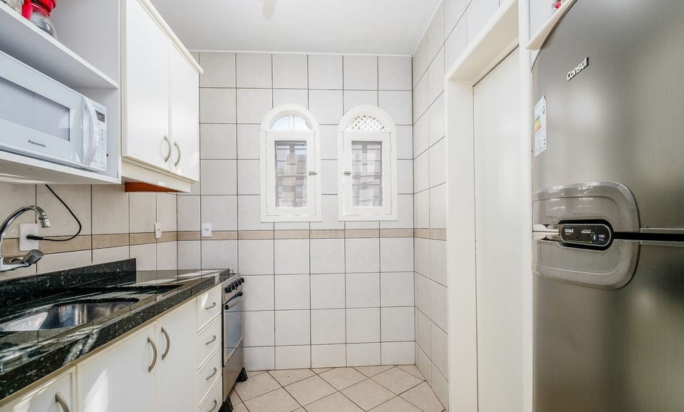 Basic Apartment | Private kitchen | Cookware/dishes/utensils