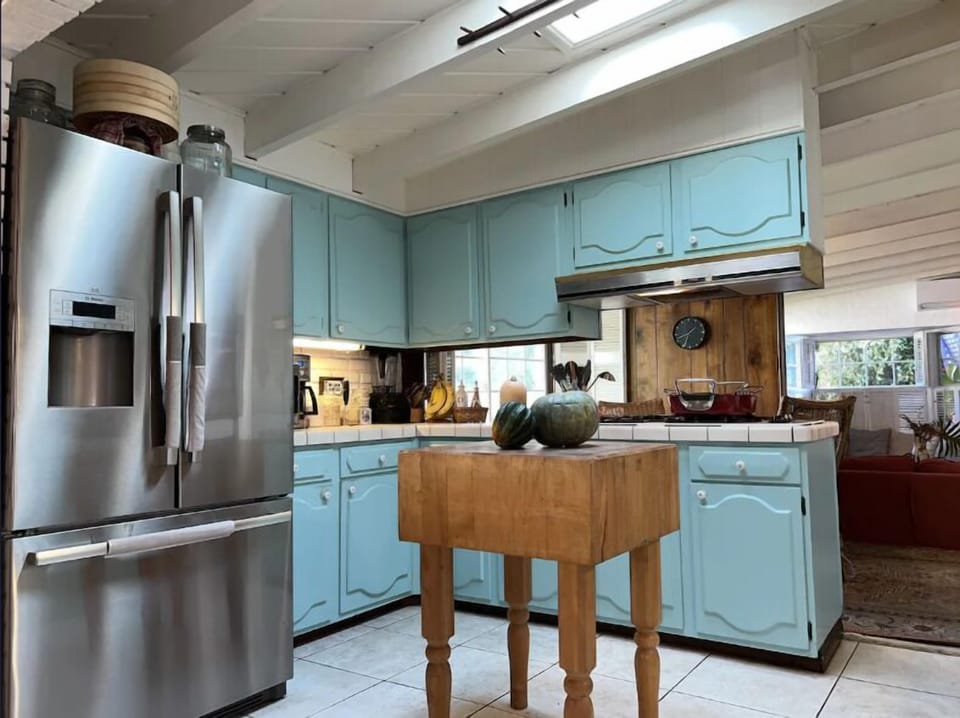 Family House, Private Bathroom | Private kitchen | Coffee/tea maker