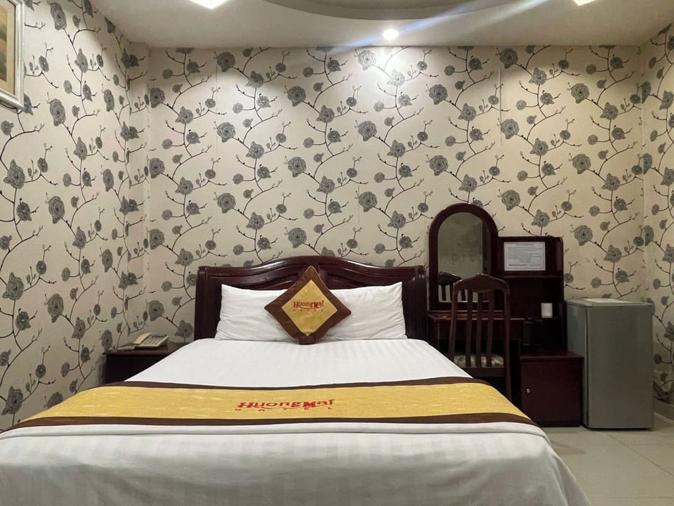 Standard Double Room, 1 Queen Bed | Minibar, desk, free WiFi