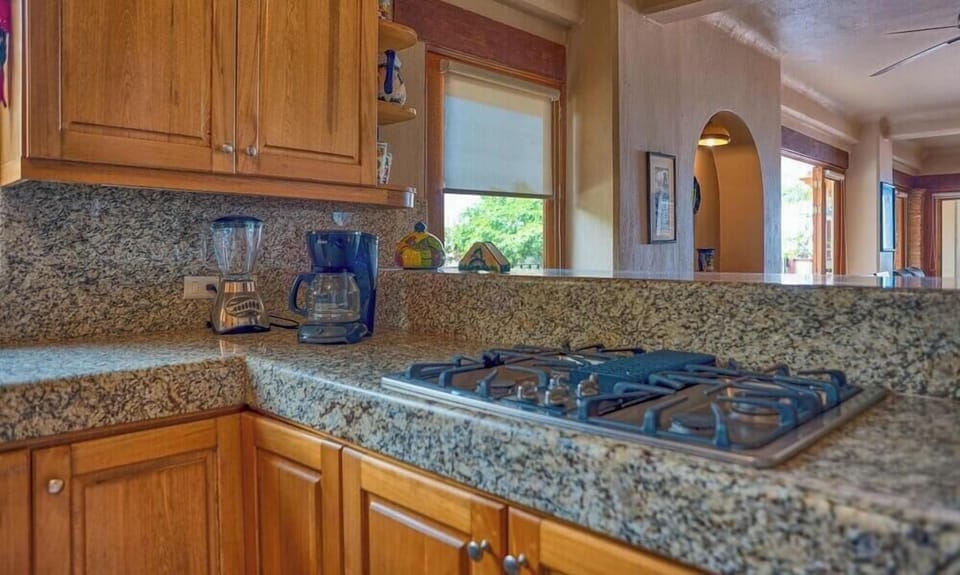 21.Kitchen