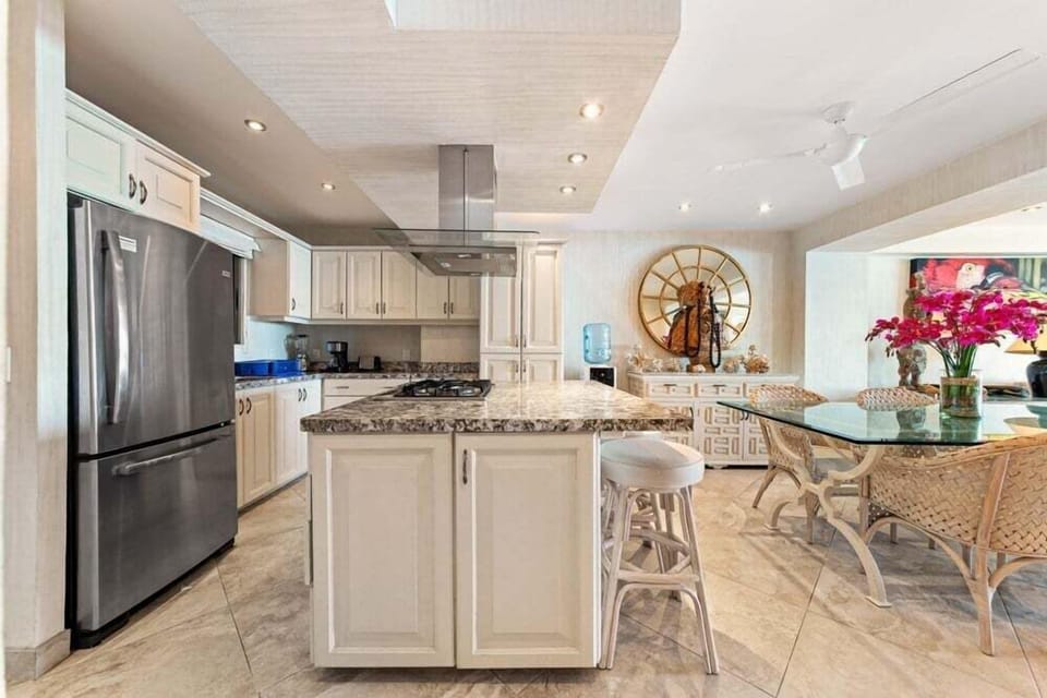 Marriot 14.Kitchen