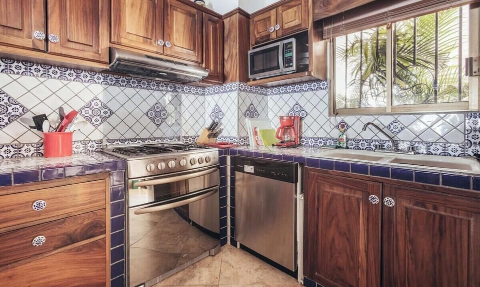 16.Kitchen