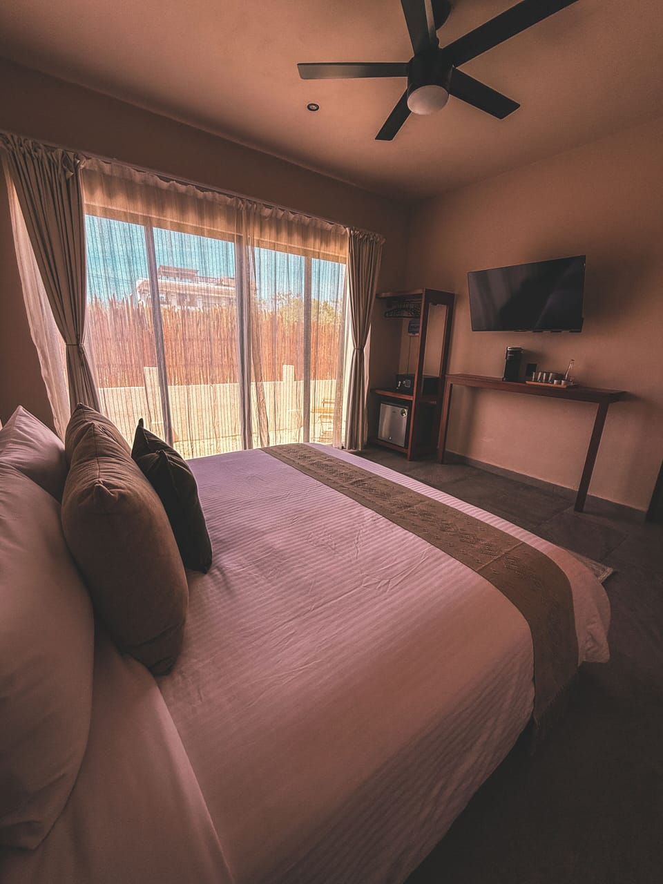 Deluxe Double Room, Balcony, Garden View | In-room safe, free WiFi
