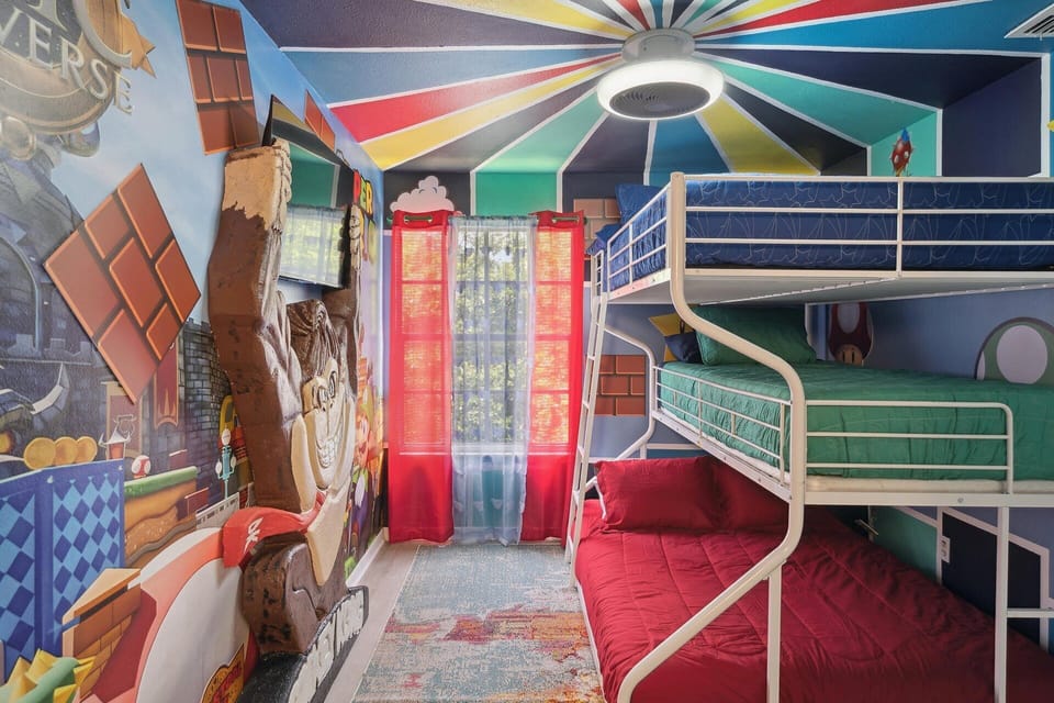Double/Twin/Queen Bunk Bedroom 2