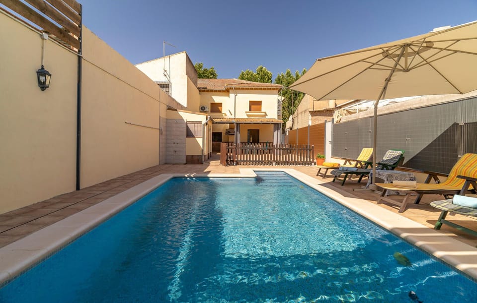pool
