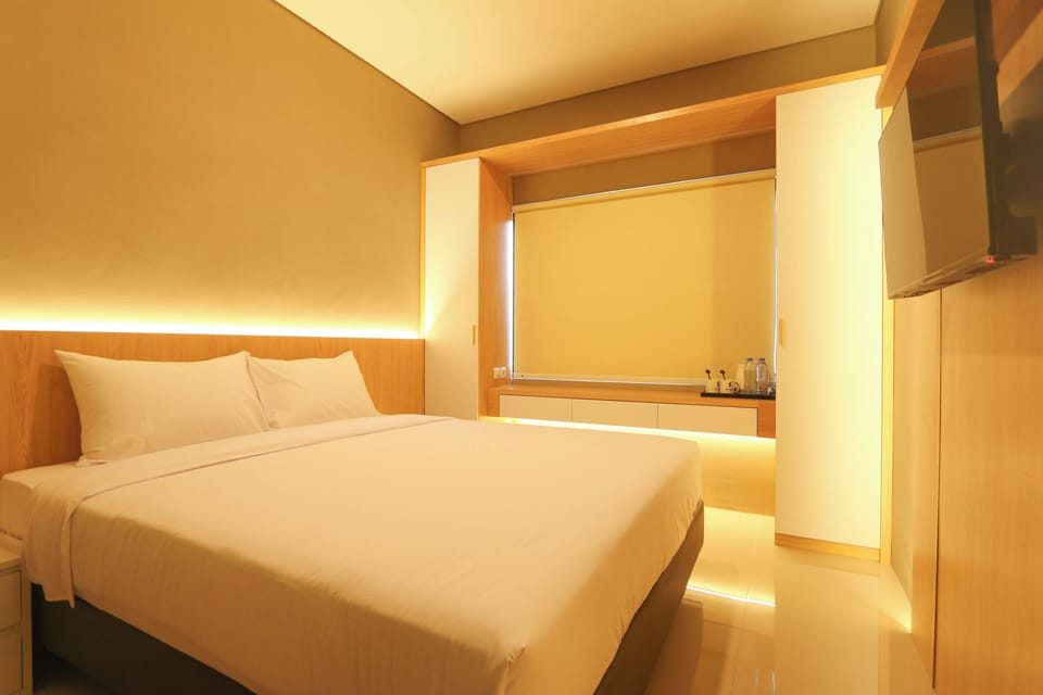 Deluxe Double Room | Desk, laptop workspace, free WiFi
