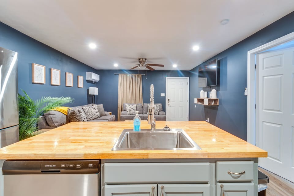 House (1 Bedroom) | Interior