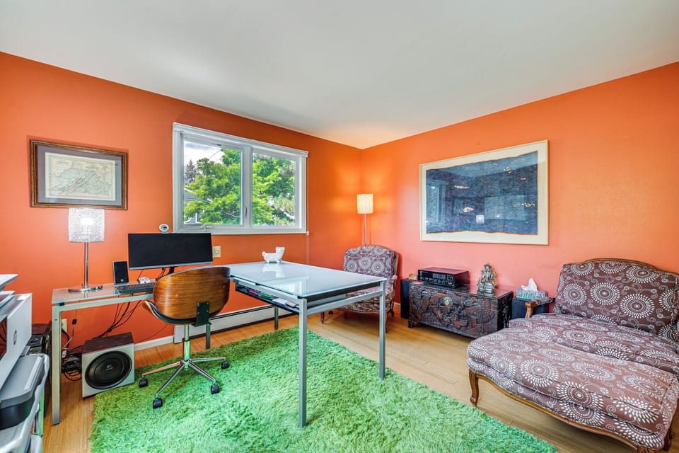 Dedicated Office | Monitor & Printer | 1st Floor