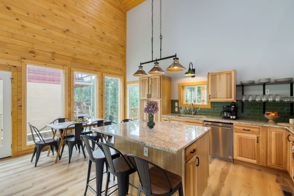 Spacious kitchen island.