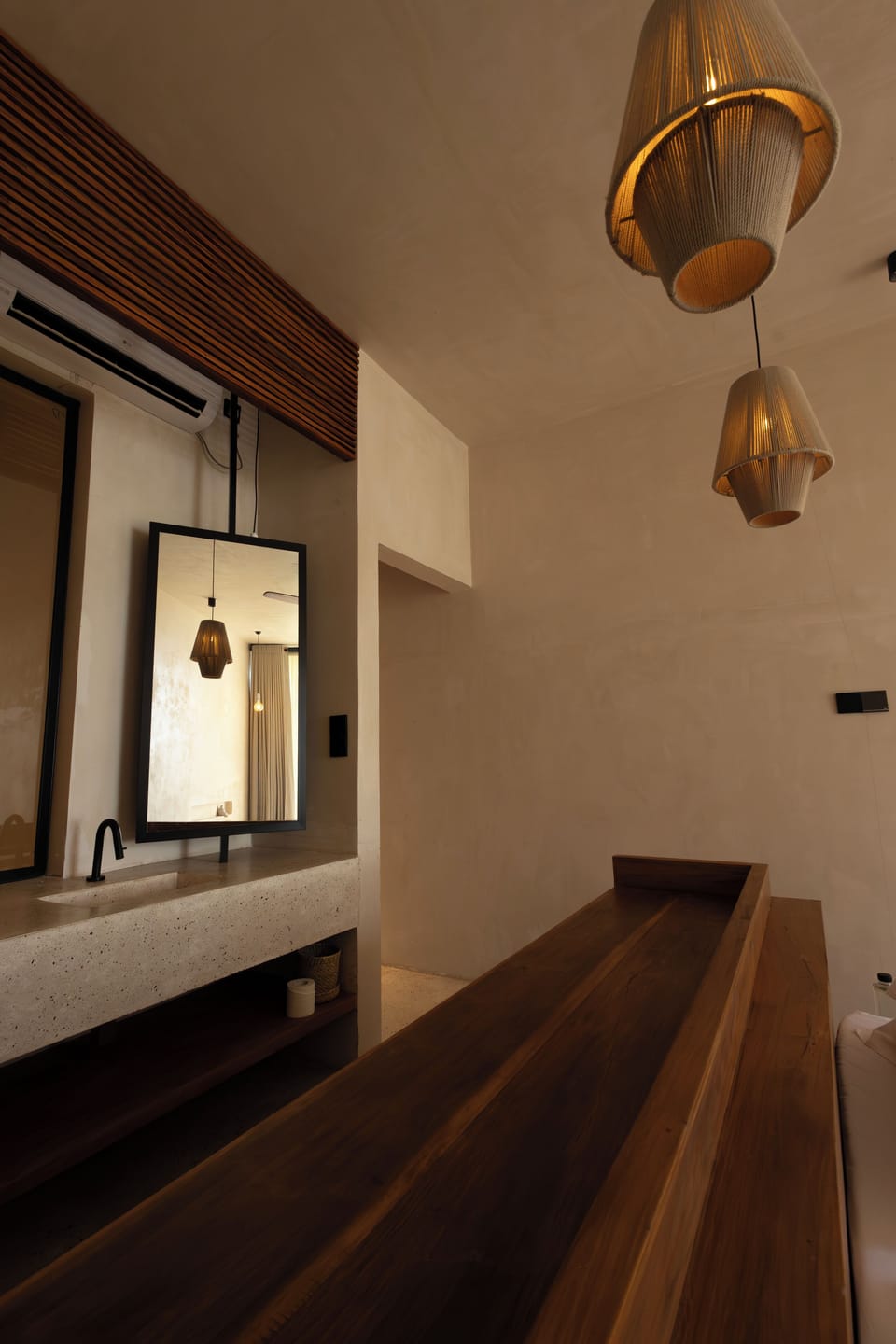 Double Room, Ocean View | Free minibar items, in-room safe, desk, laptop workspace